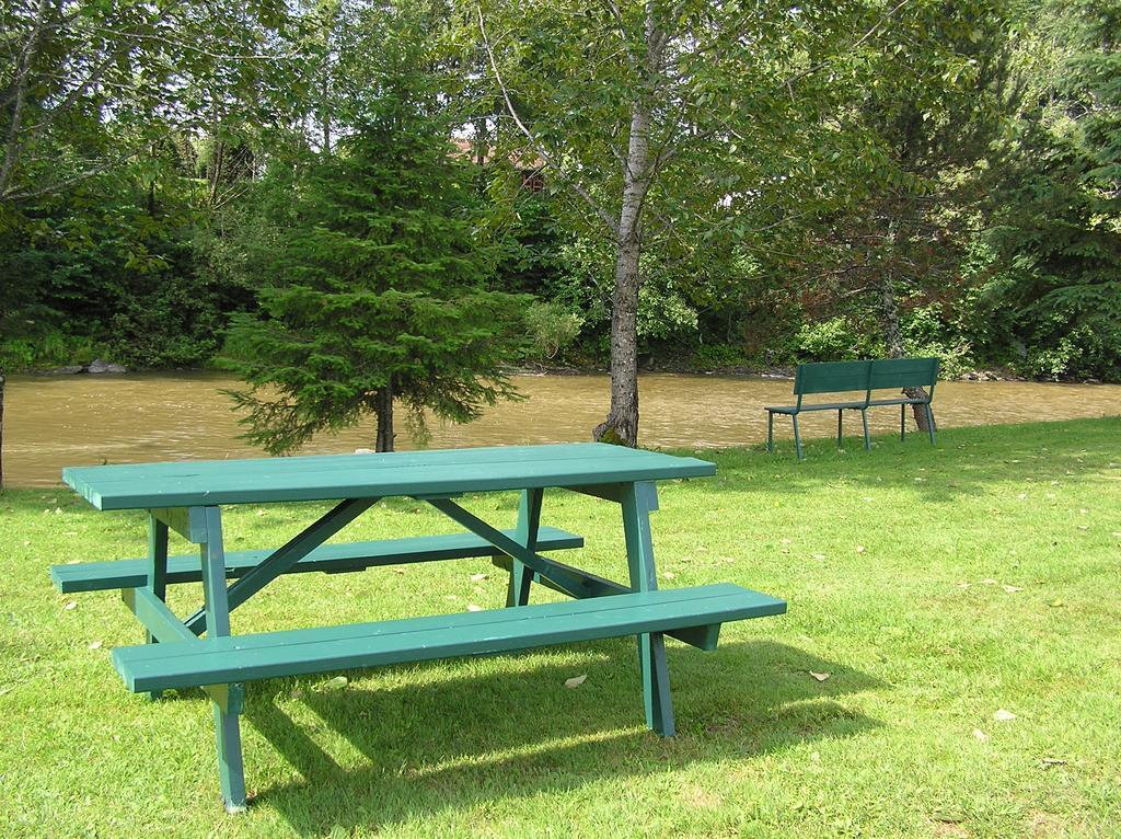 La Roma Motel Edmundston Dış mekan fotoğraf