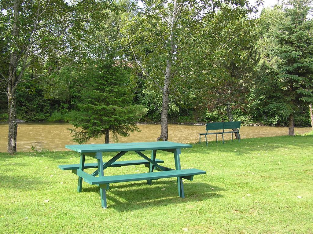 La Roma Motel Edmundston Dış mekan fotoğraf