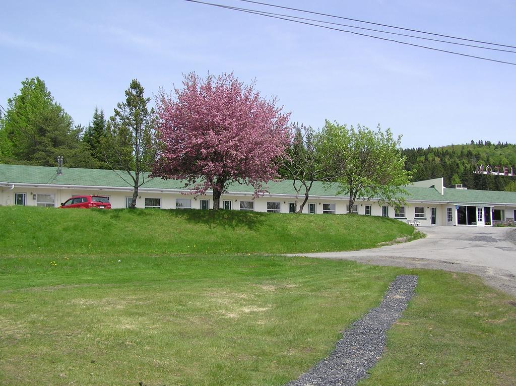 La Roma Motel Edmundston Dış mekan fotoğraf